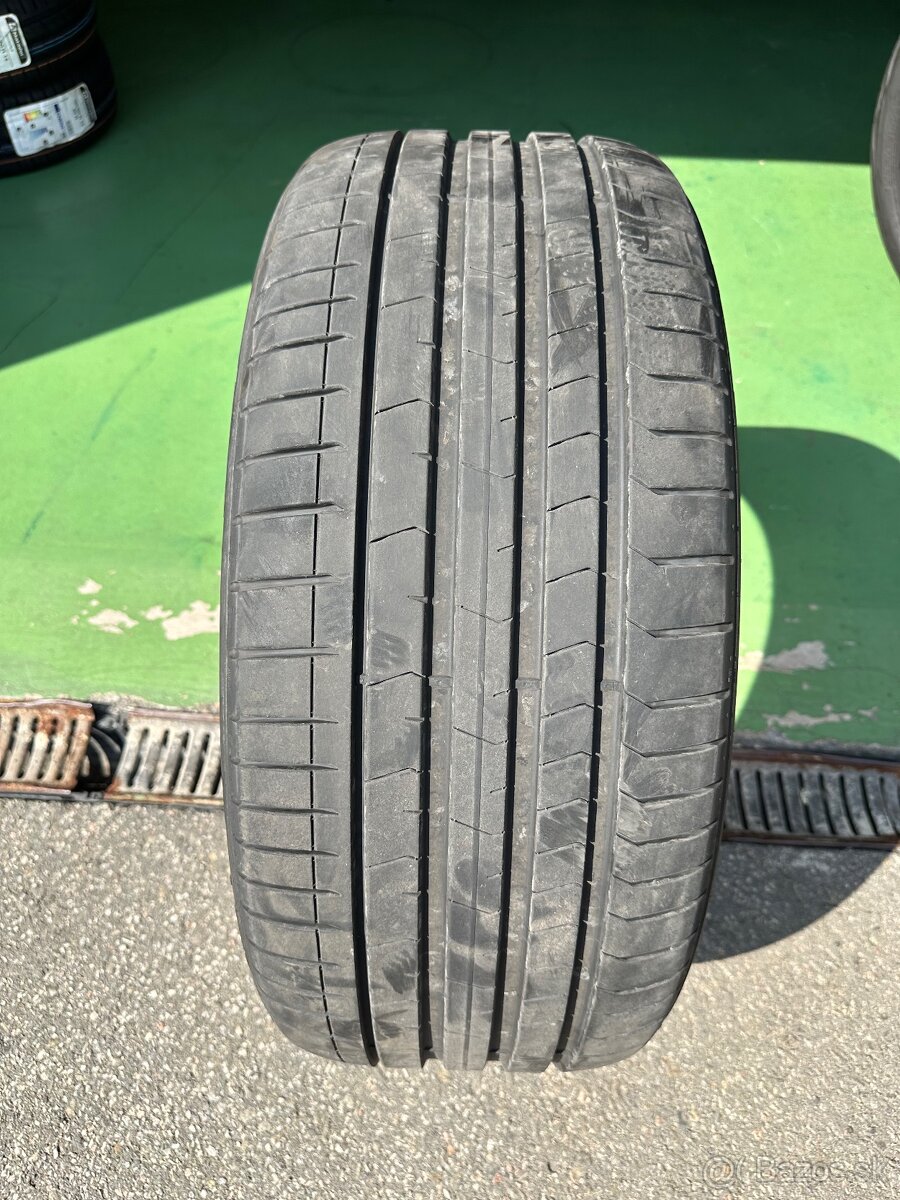 275/35 R22 104 W XL PNCS PIRELLI P ZERO PZ4