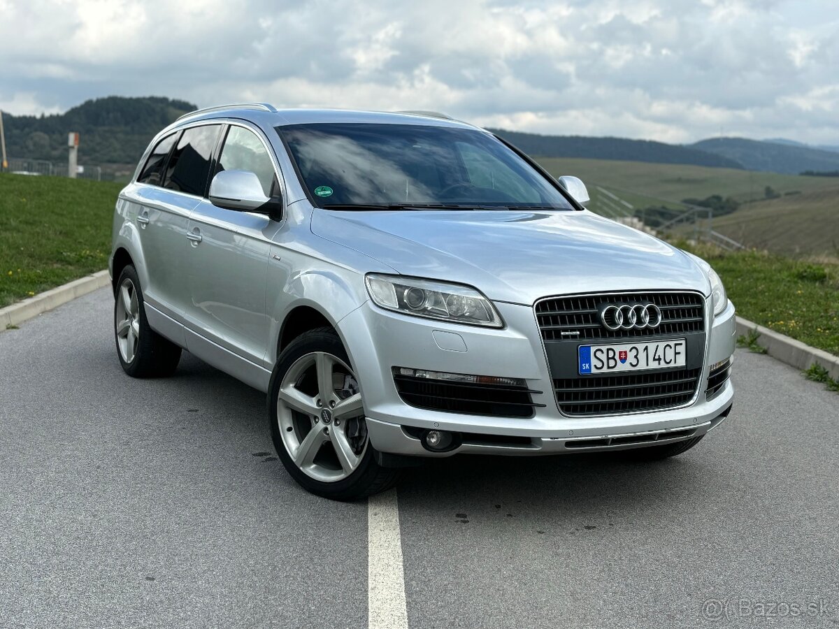 Audi Q7 S-Line 3.0 TDI 7 miestne