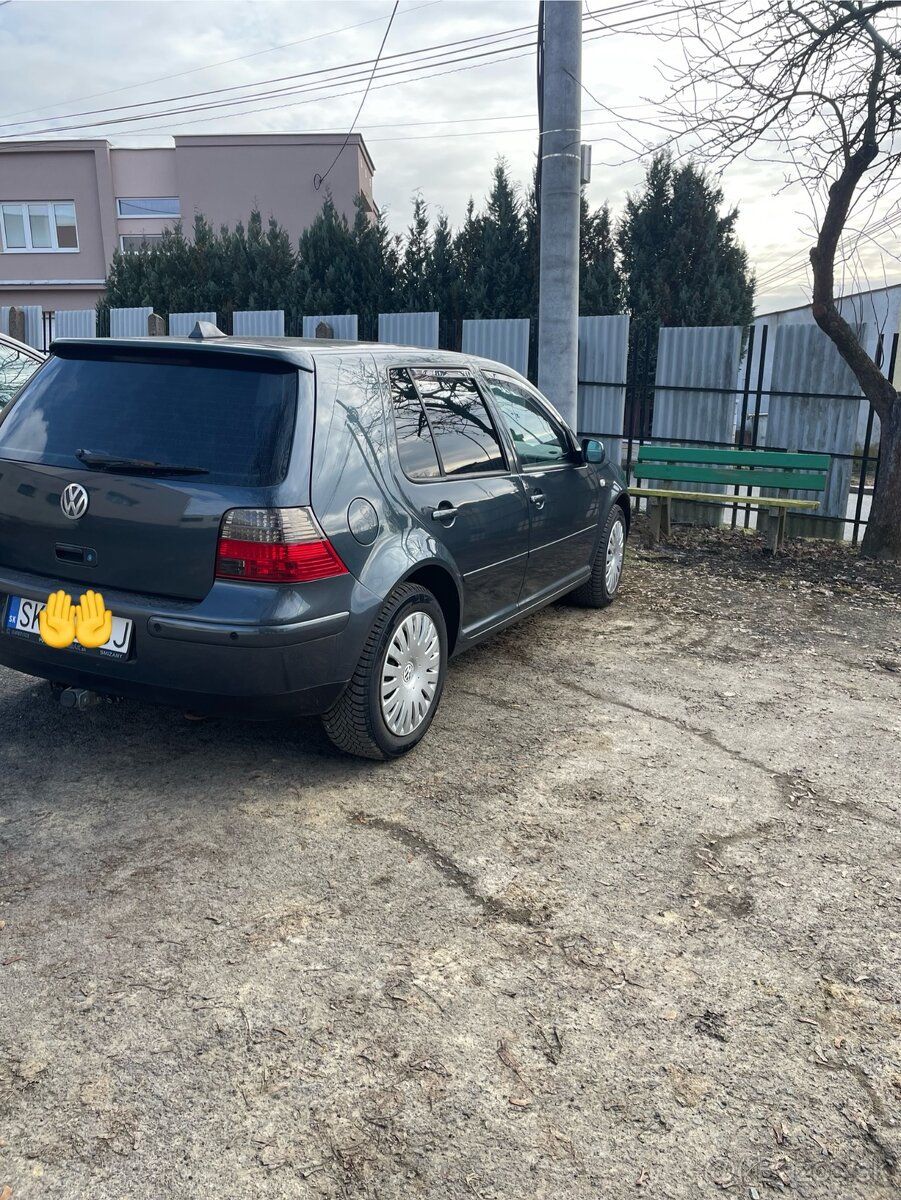 Golf 4