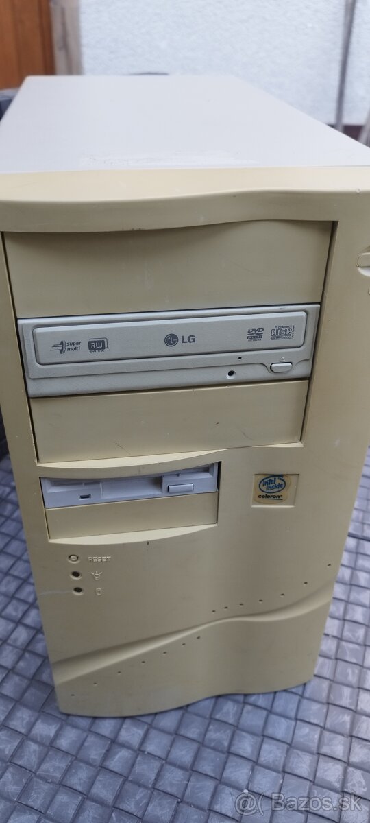 Retro PC Celeron SL68P