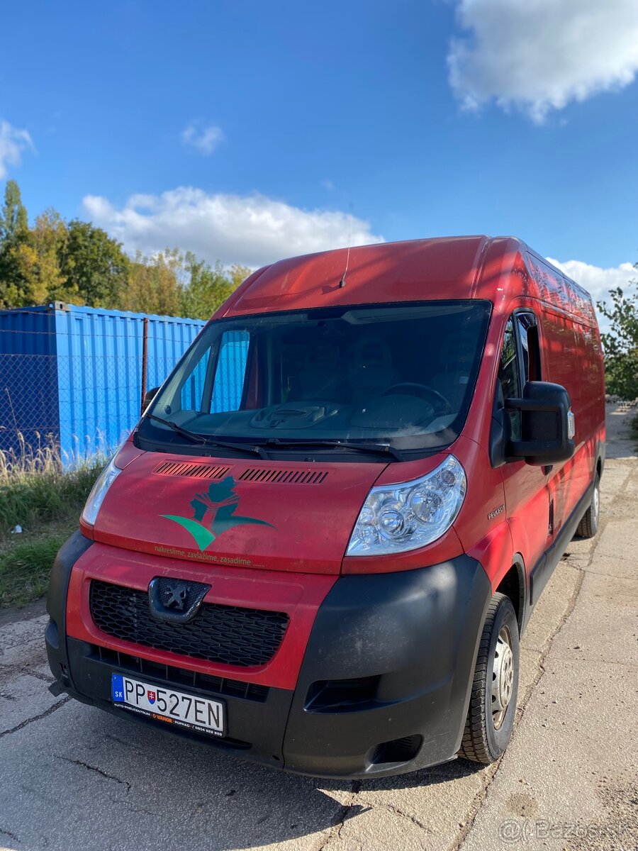 Peugeot Boxer 2.2hdi 5 miestne