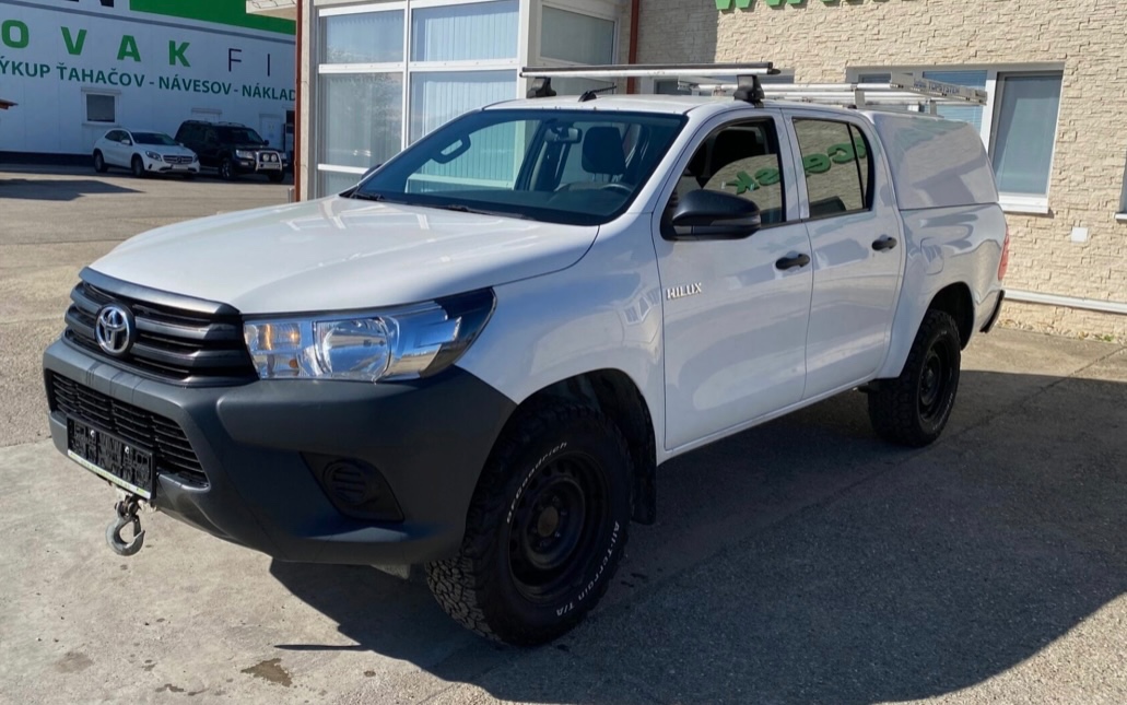 TOYOTA HILUX 2,4D 4x4, r.v. 10/2018, EURO 6,