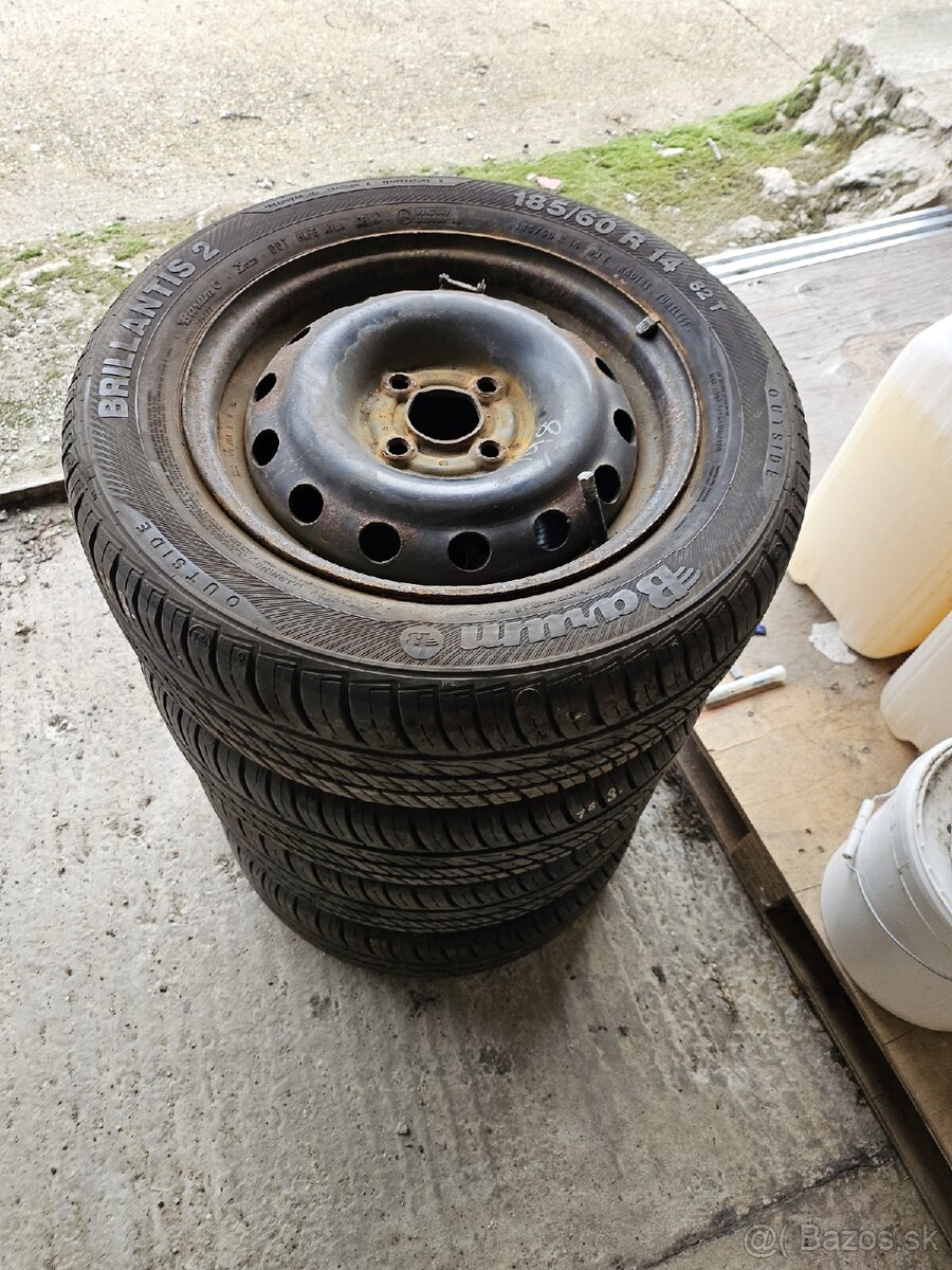 4x letné pneu 185/60r14 + plechové disky 4x100