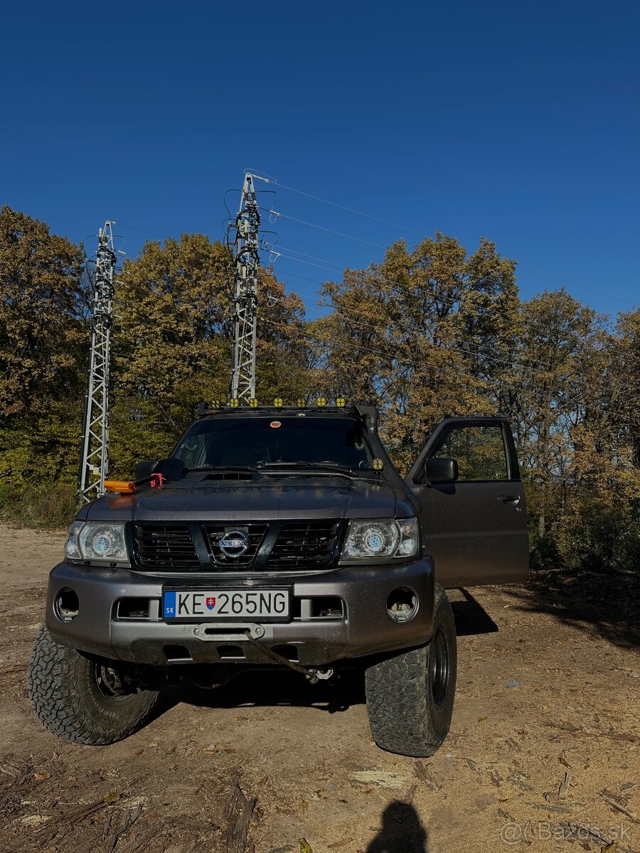 Nissan Patrol Y61 Wagon