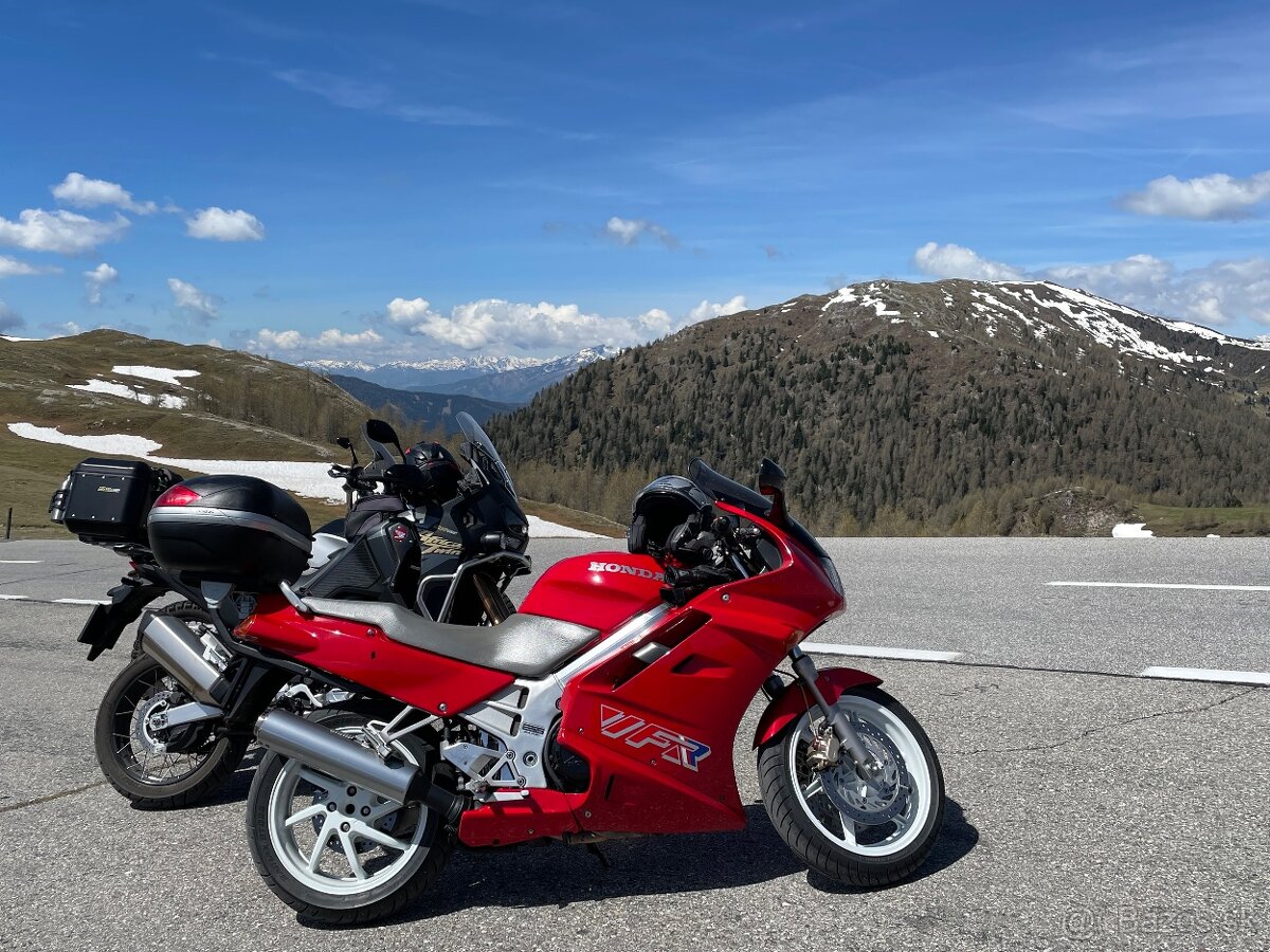 Honda VFR 750