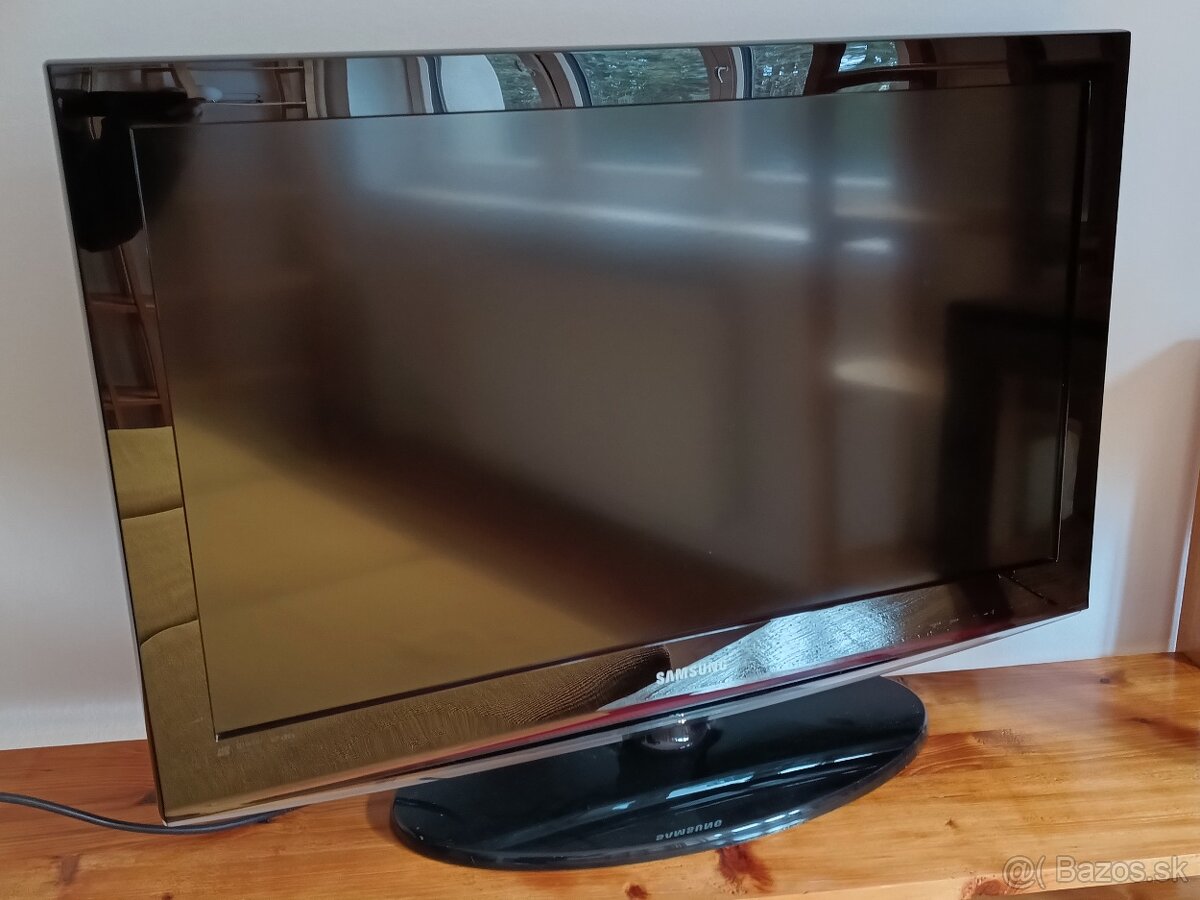 Predám plazmový televízor Samsung LE32C450