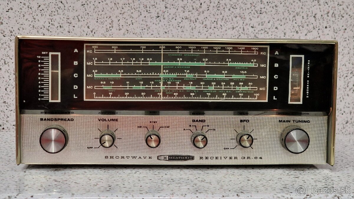 TUBE SHORTWAVE RECEIVER / HEATHKIT GR64 / LAMPOVY PRIJÍMAČ