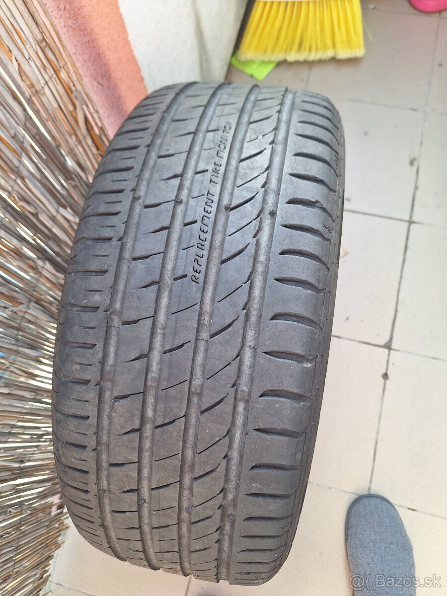 Letné gumy 215/50 R17