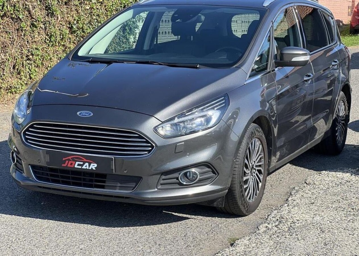 Ford S-MAX 2.0TDCi 7MÍST NAVI KAMERA KŮŽE nafta automat