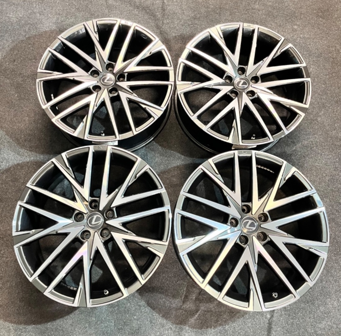 5x114,3 R20 Alu disky ORIGINÁL LEXUS - 2022 - senzory