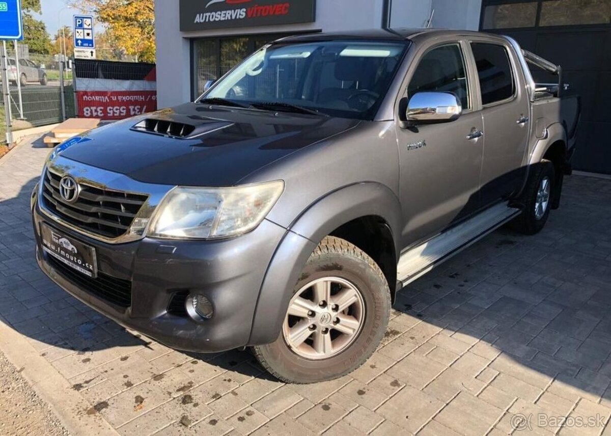 Toyota Hilux 3.0 D-4D 4WD nafta manuál 126 kw