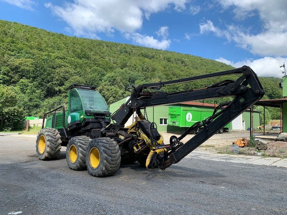 Harvestor JOHN DEERE 1270D eco III