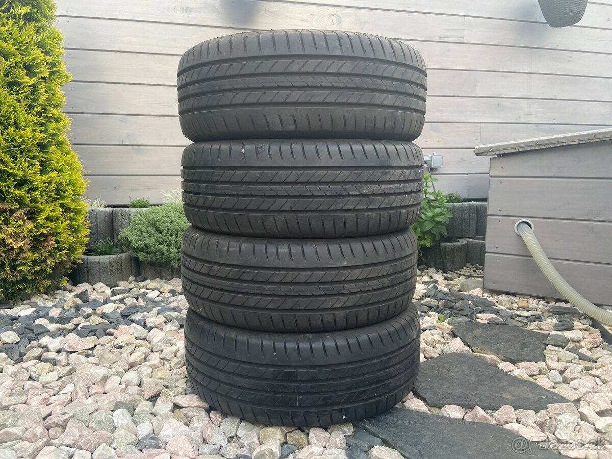 205/55 R16