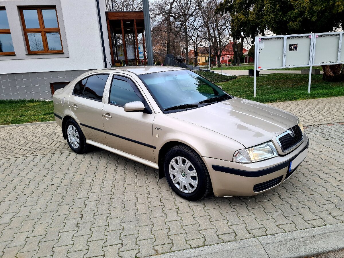 Škoda Octavia Tour 1,6MPI 75KW 102"PS 132000.KM+KLÍMA ABS