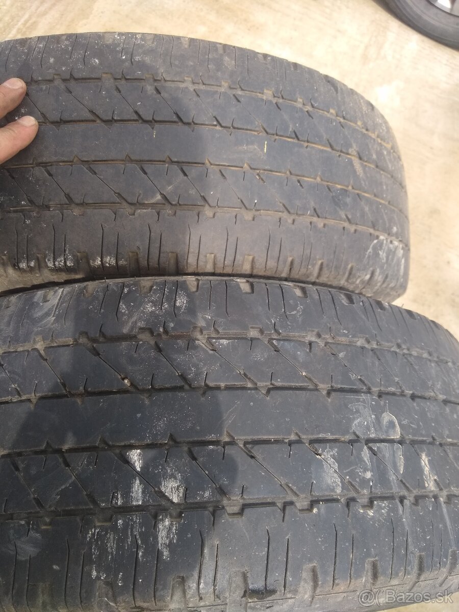 Ceckove 2ks  dodavkove pneumatiky na dojazdenie 215/65 R16 C