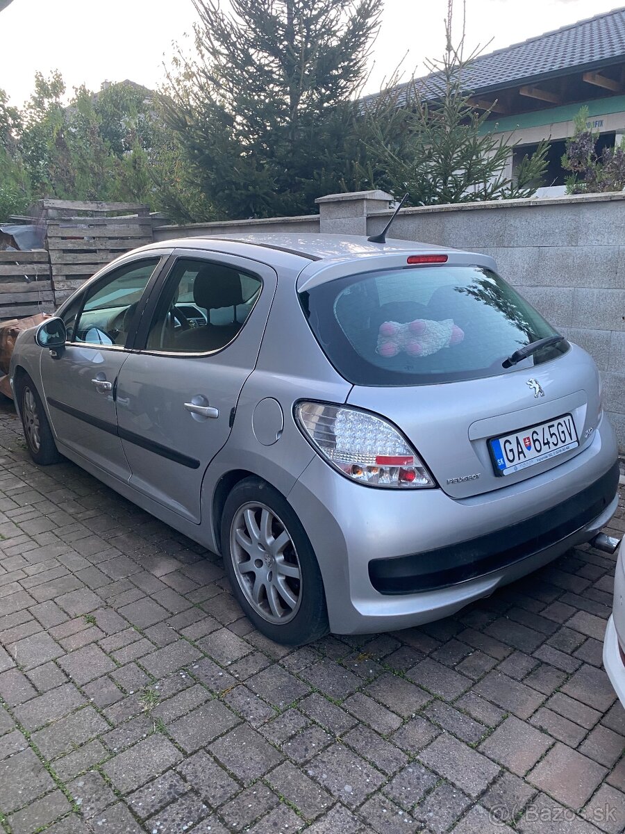 Peugeot 207