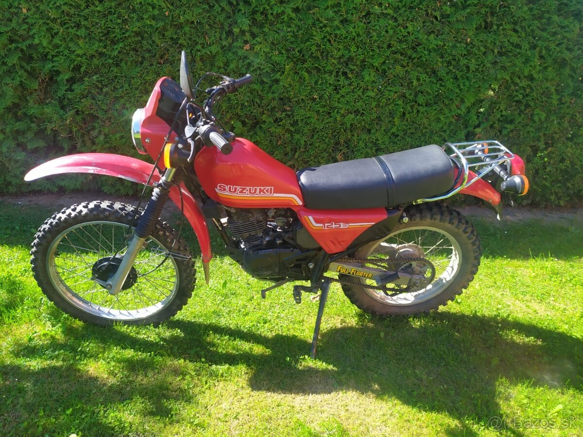 Suzuki DR 125 S