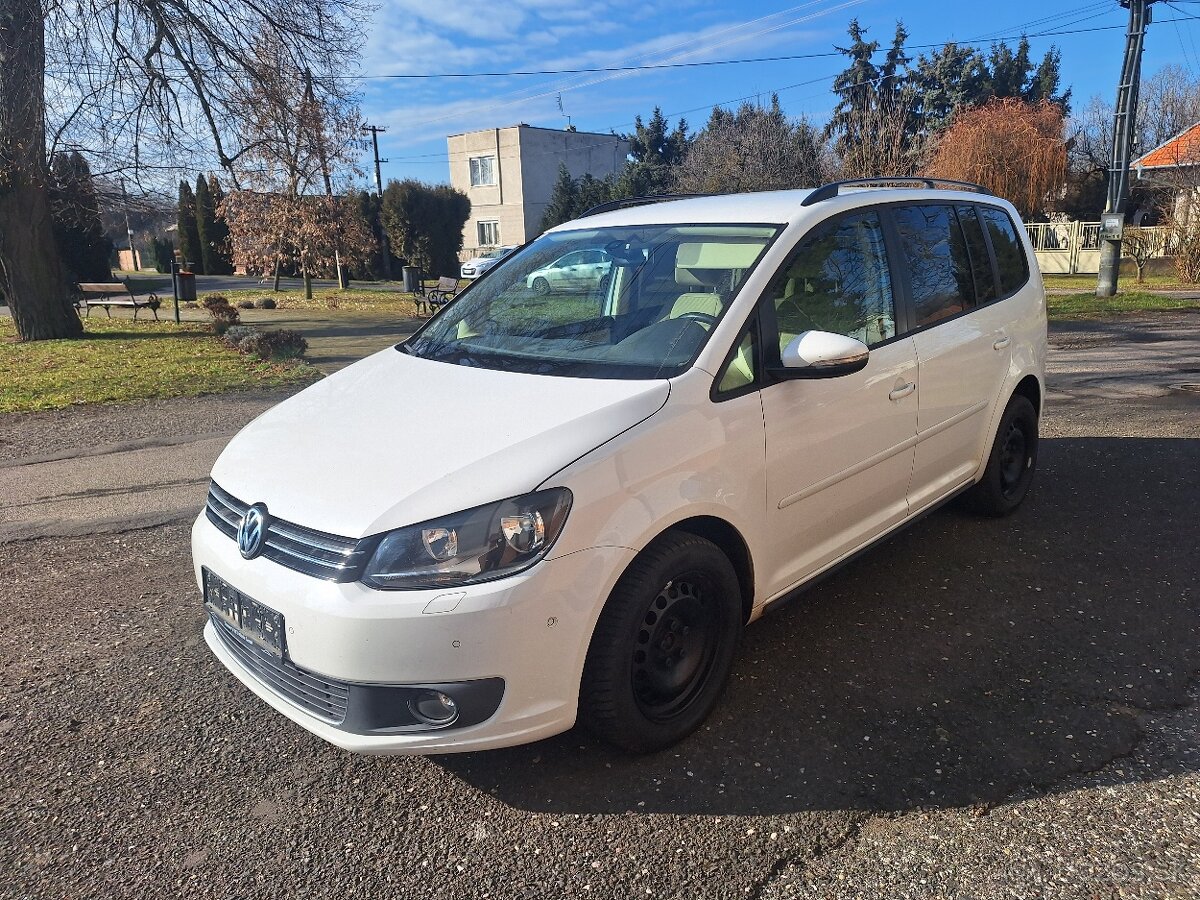 Vw TOURAN 1,6 TDI DSG AUTOMAT