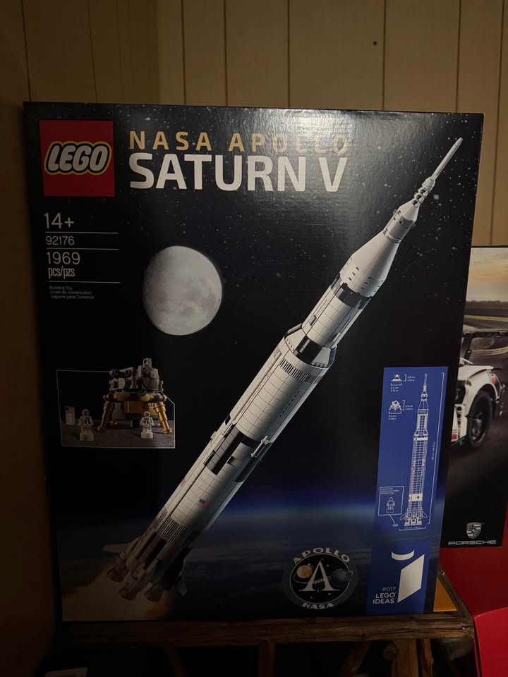 LEGO Ideas 92176 Saturn Apollo V