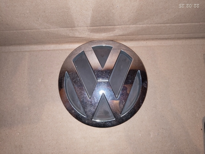 znak volkswagen touareg 14cm 30€