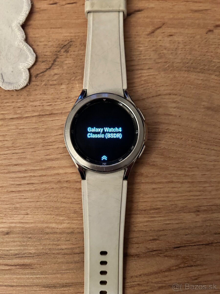 Hodinky Samsung Galaxy Watch 4 classic