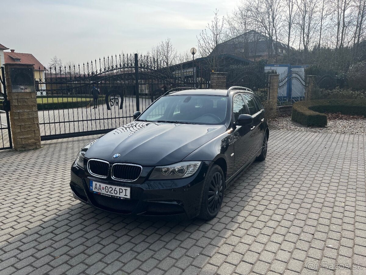 BMW Rad 3 Touring 318d A/T