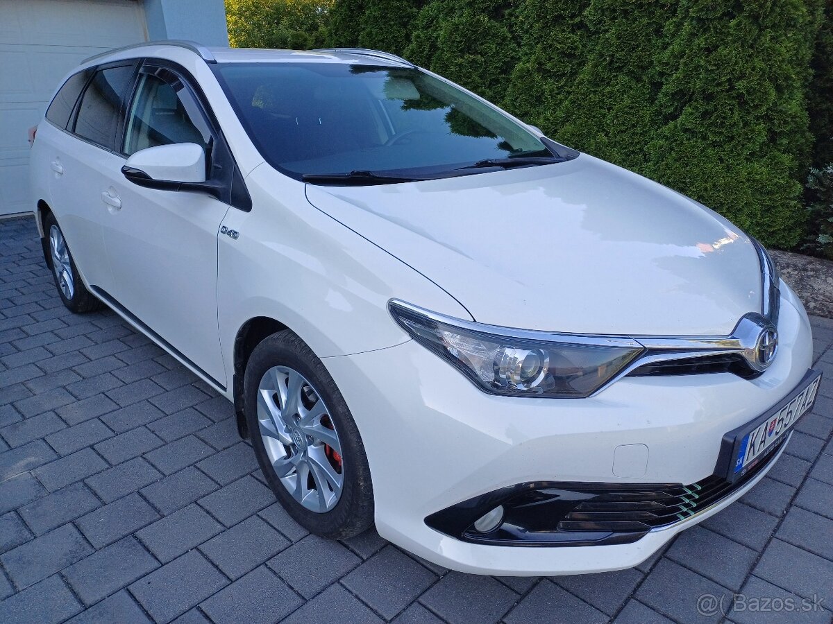 Toyota Auris 1,6 D-4D, Kúpené na SK