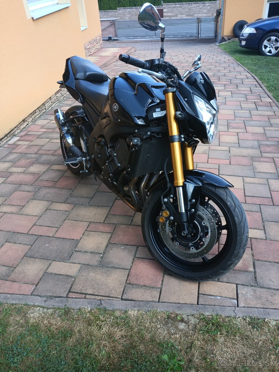 Yamaha FZ8