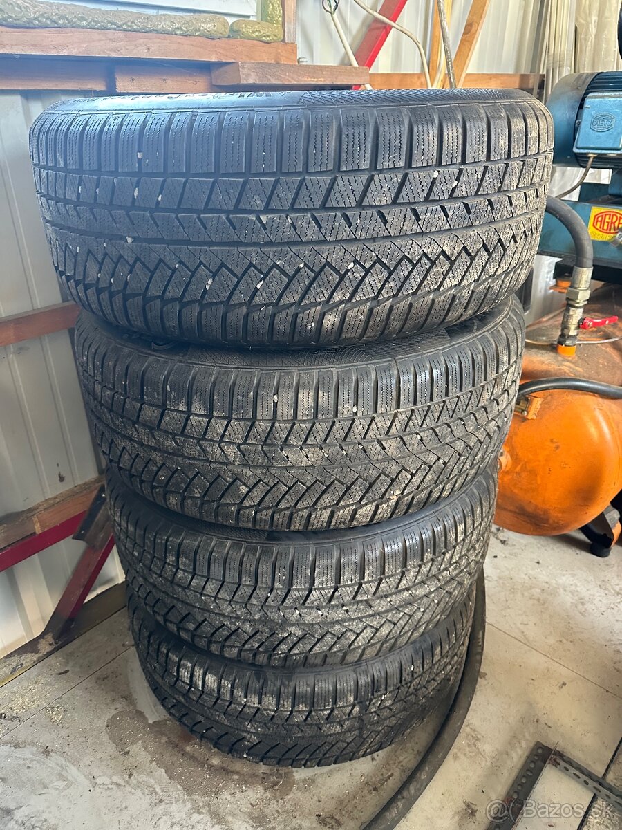 275/50R20 Continental