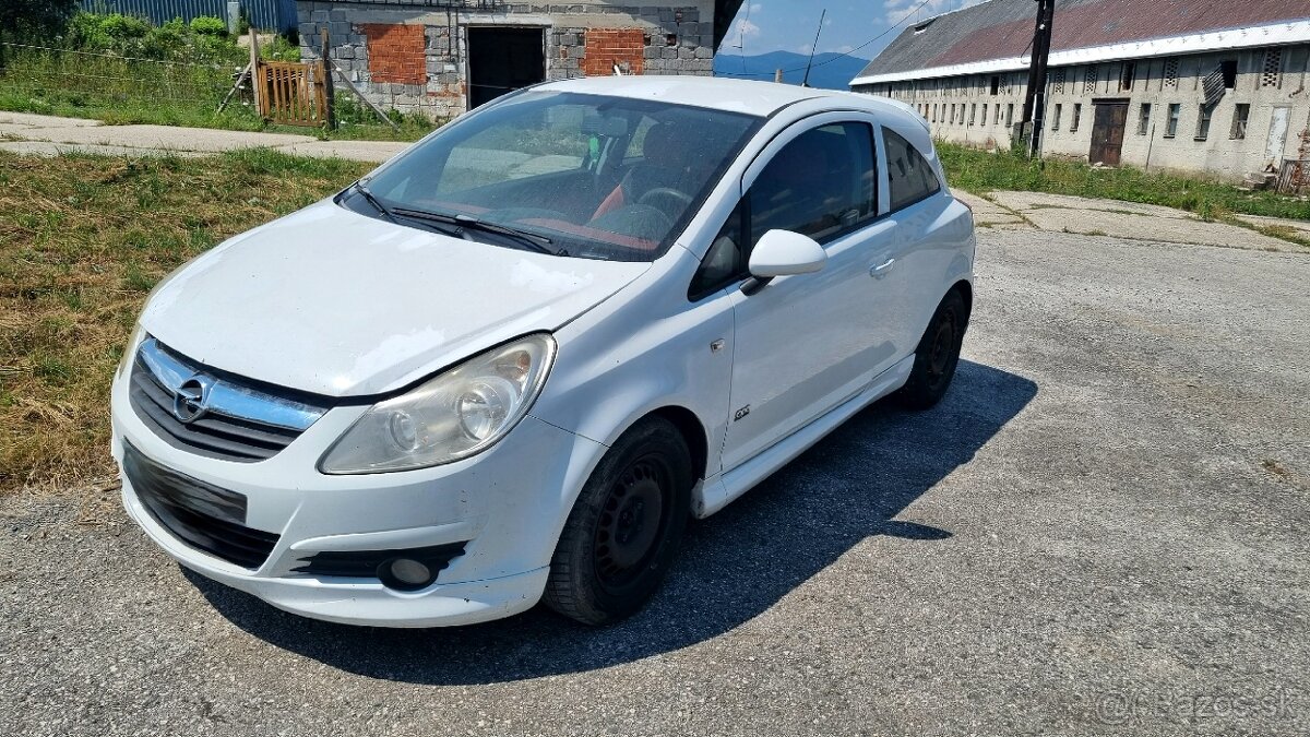 Rozpredam opel corsa d 1.4 16v opc line