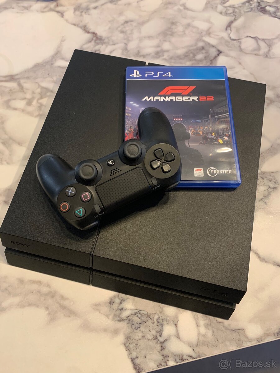  Playstation 4  500 MB