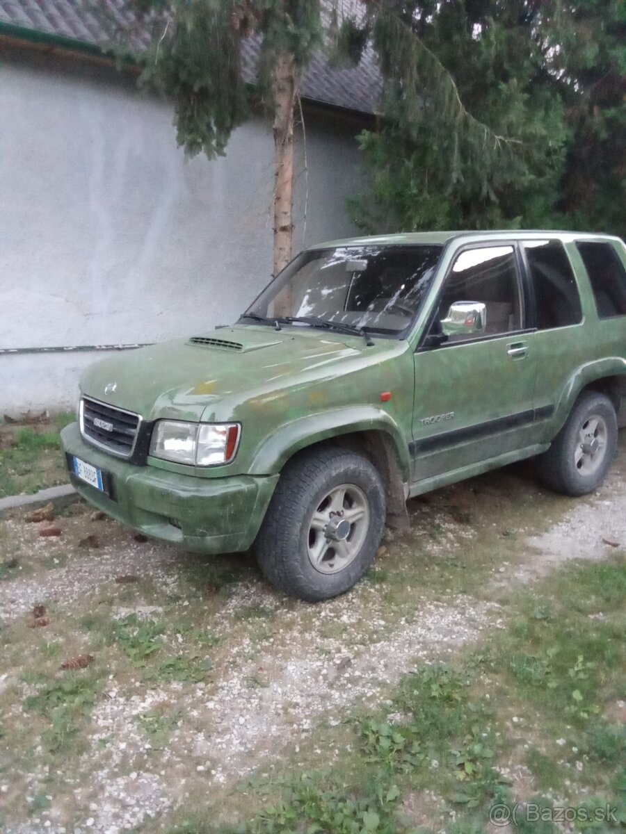 Isuzu trooper