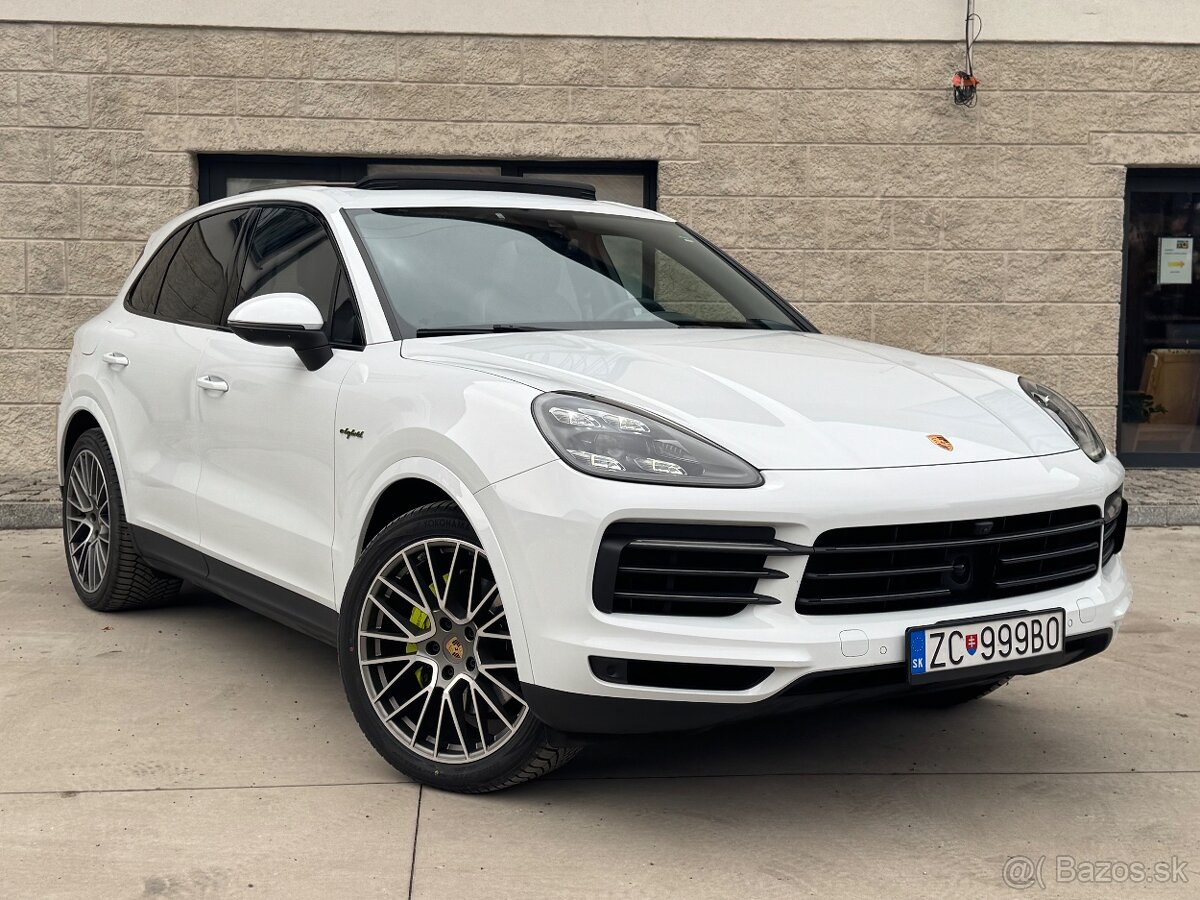 Porsche Cayenne 3.0i EHybrid Platinum Edition “Chrono” DPH