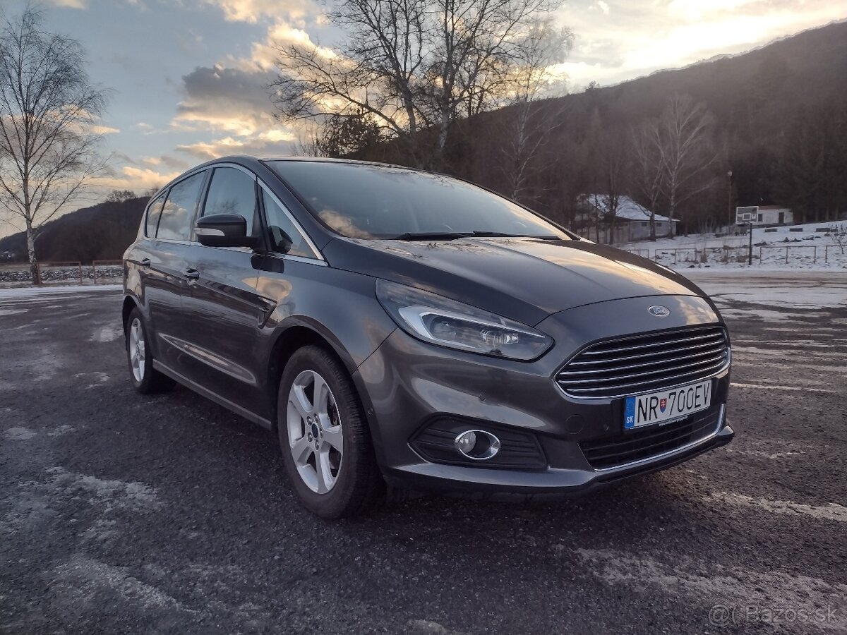 Predám Ford S-Max Titanium r.v.2016 , najazdené 193000km vym