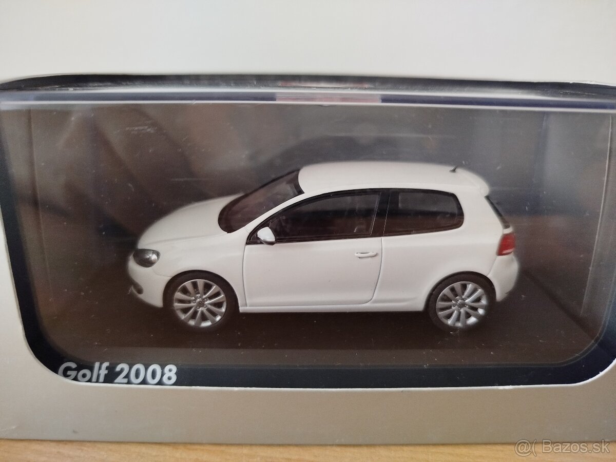 Predám model auta VW Golf 1:43.