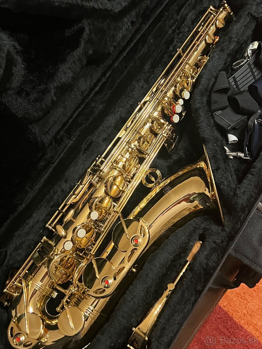 Tenor saxofon AMATI CLASIC