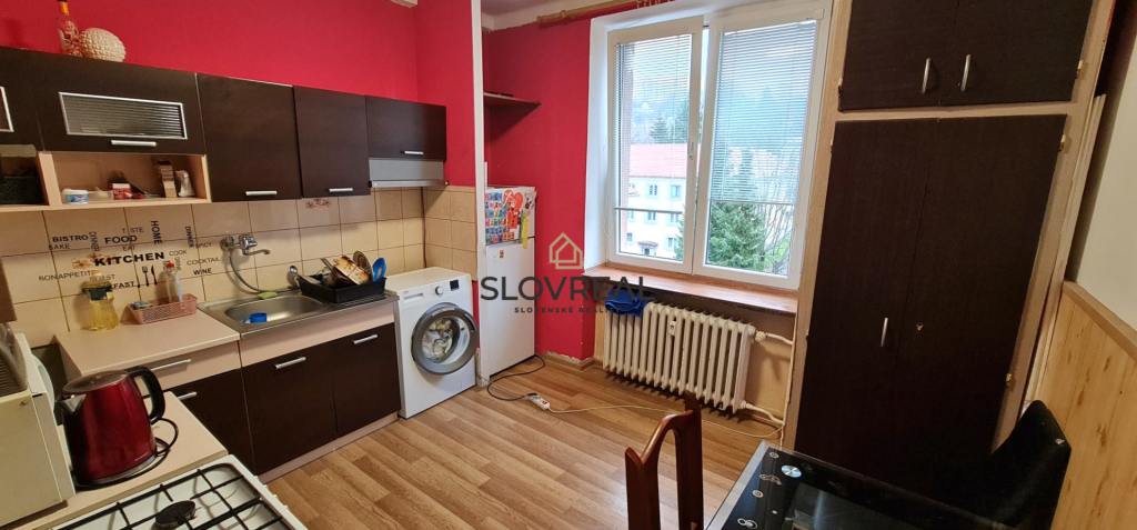 Na predaj 2 izbový byt Handlová, 55 m2