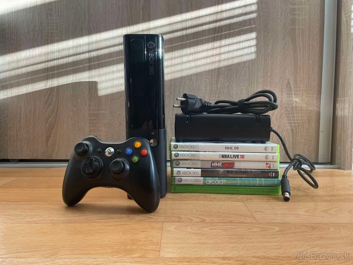 Xbox 360 E 500GB + ovládač + 3 hry