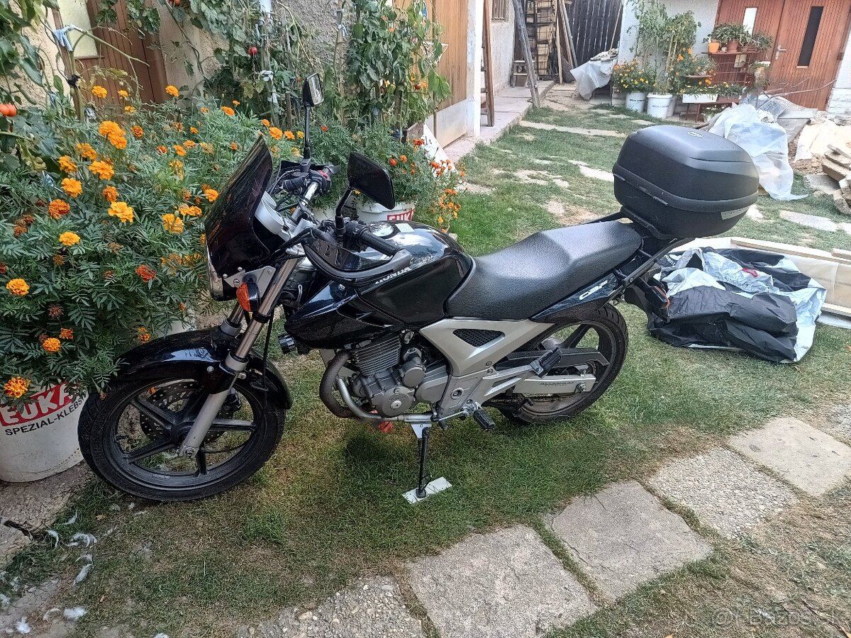 Honda CBF 250