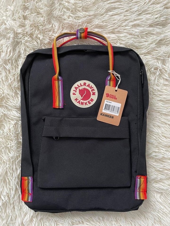 Batoh Fjällräven Kanken čierny rainbow