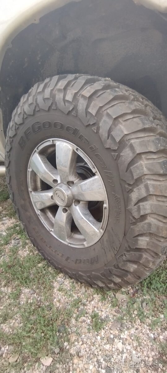 Bfgoodrich KM 3 Mud Terrain R17