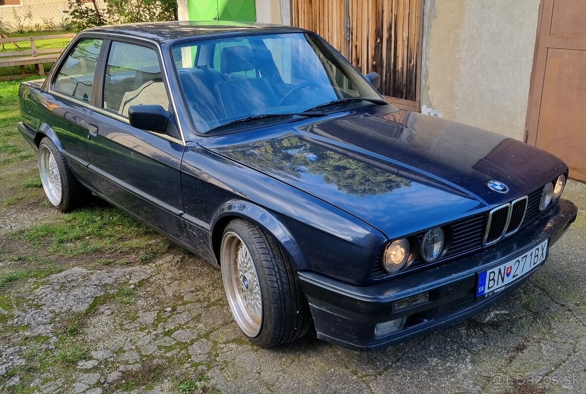 E30