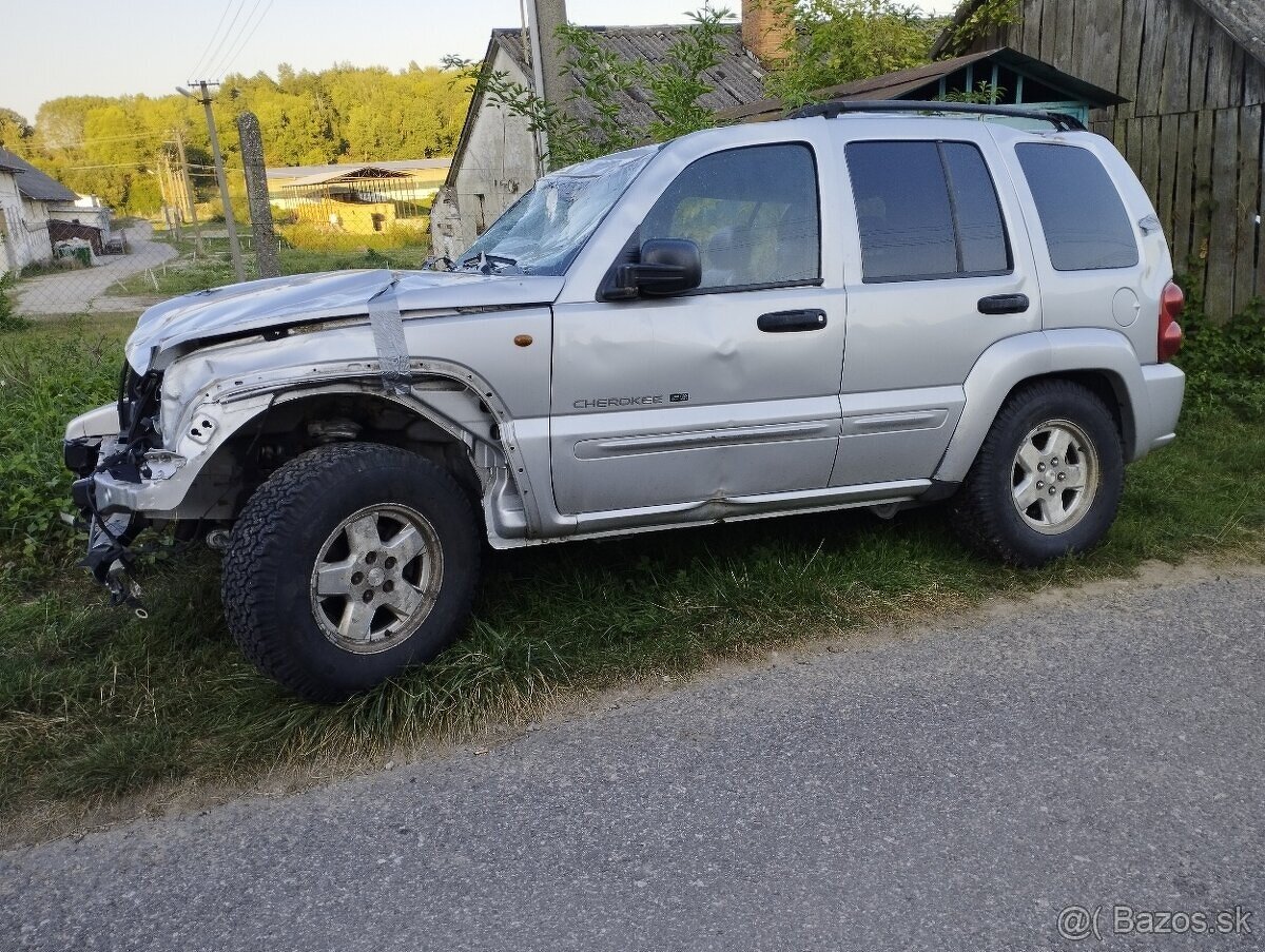 Rozpredam Diely jeep Cherokee kj Liberty 2.8crd