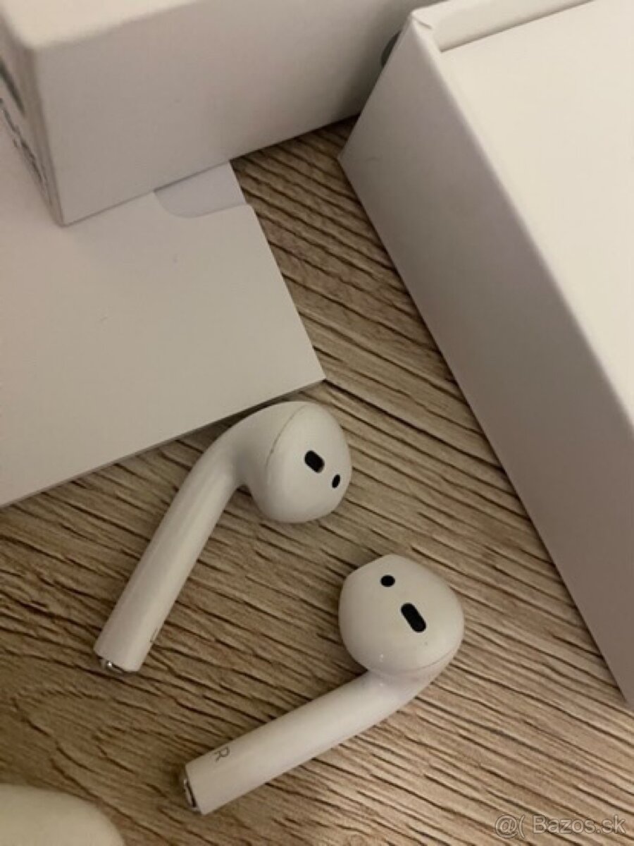 Apple AirPods 2 slúchadla