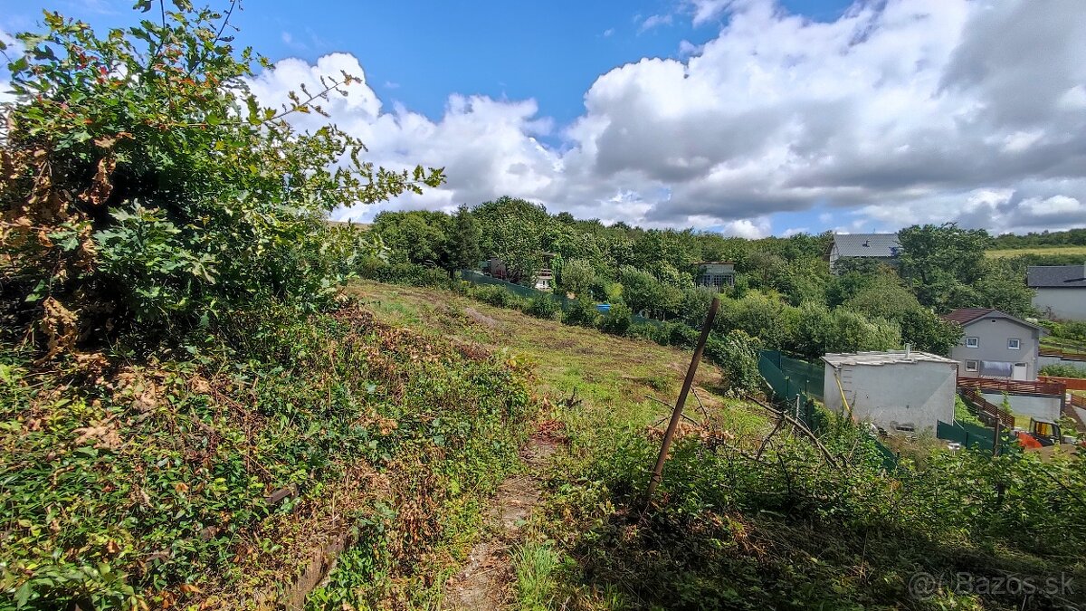 Pozemok s murovanou chatou - Heringeš Panoráma