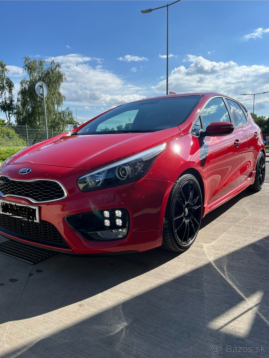 PREDÁM KIA CEED GT