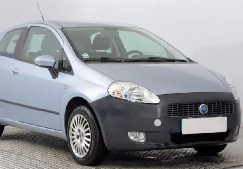 Predam kapotu fiat grande  punto