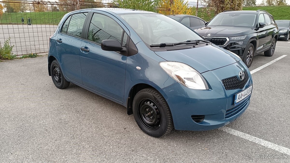 Toyota Yaris 1,0 VVT-i len 35600 km