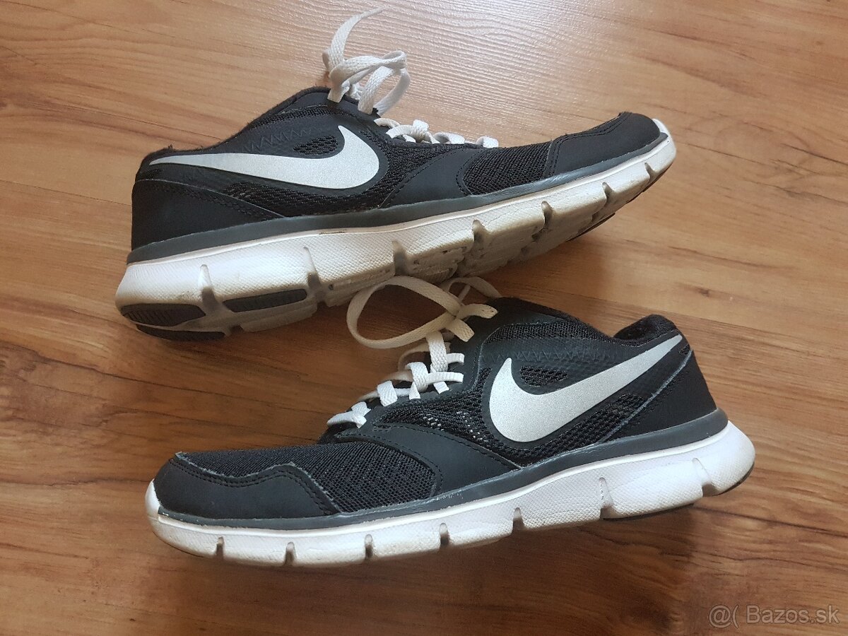 tenisky/topánky zn.NIke č.38