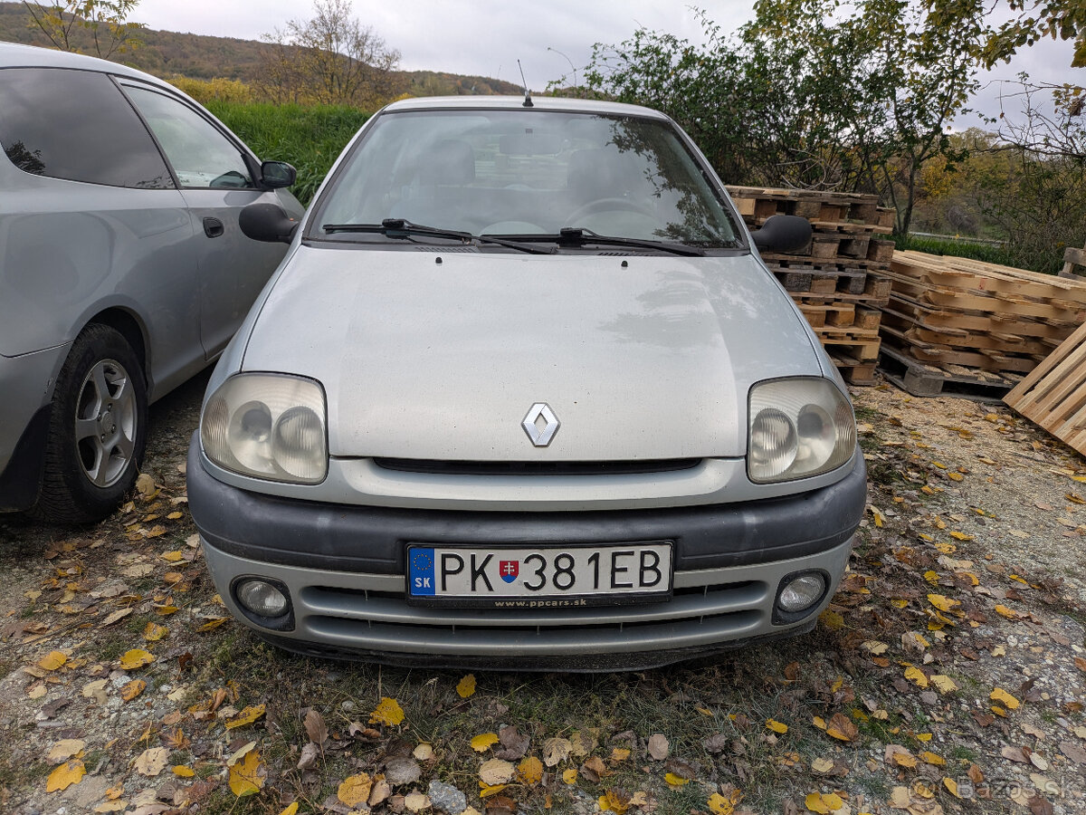 Predám Renault Clio II 1,2 8v 43kw verzia MTV